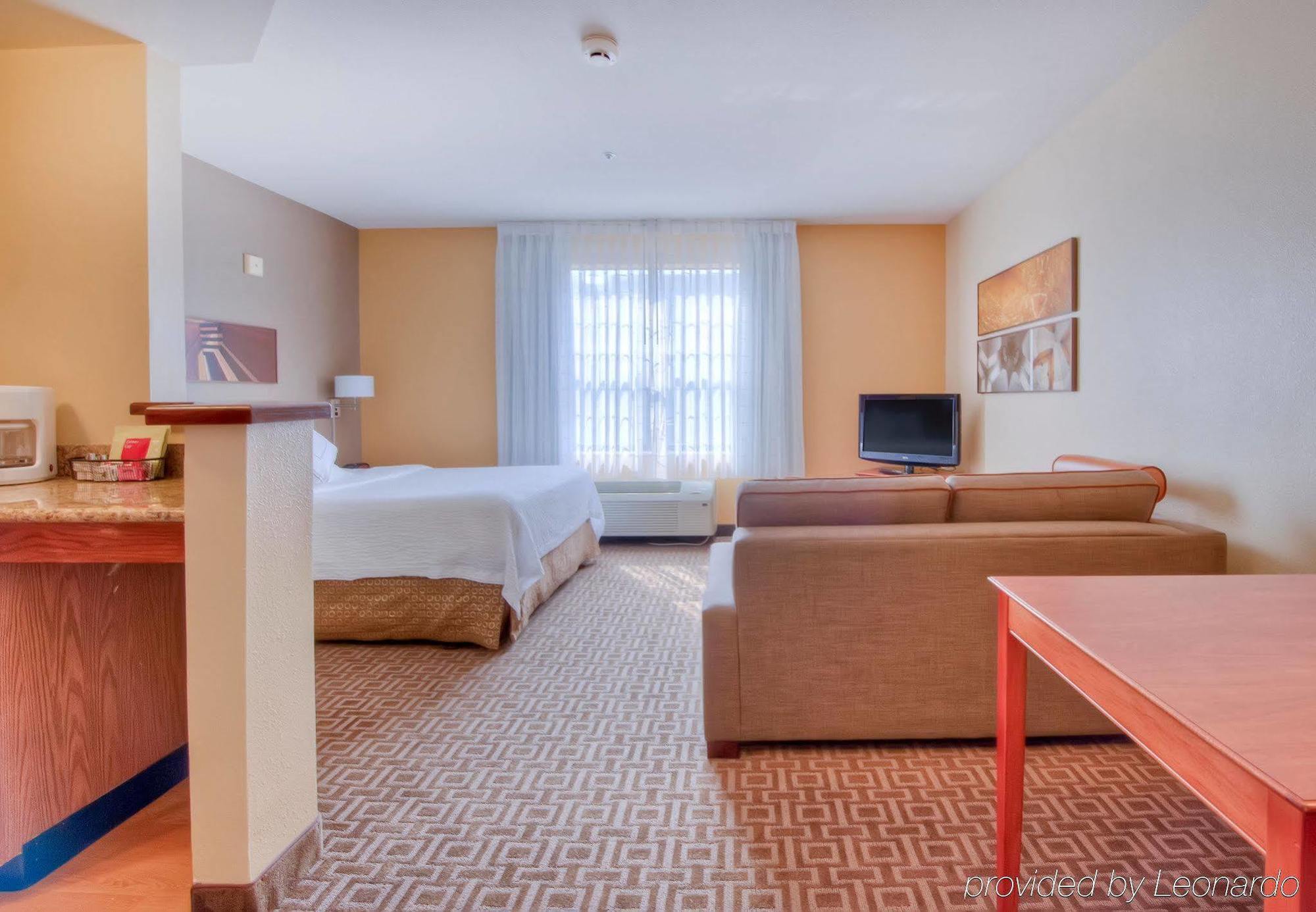 Towneplace Suites Charlotte University Research Park Εξωτερικό φωτογραφία