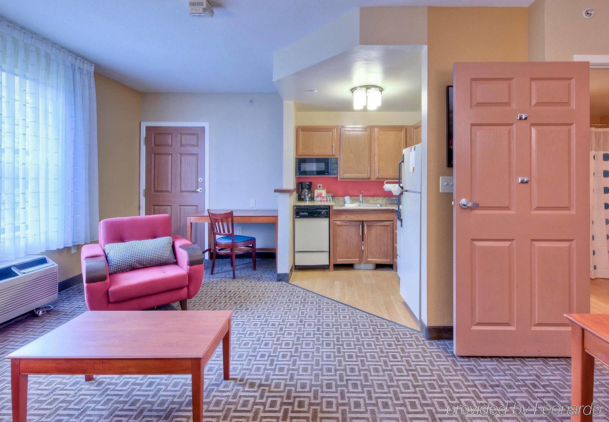 Towneplace Suites Charlotte University Research Park Εξωτερικό φωτογραφία